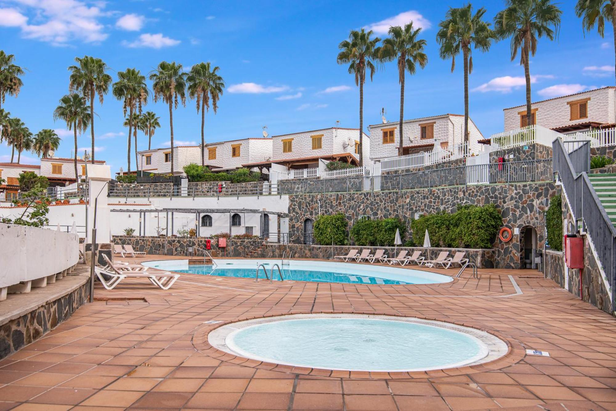 Paradise Duplex Garden & Maspalomas Casa de vacances *
